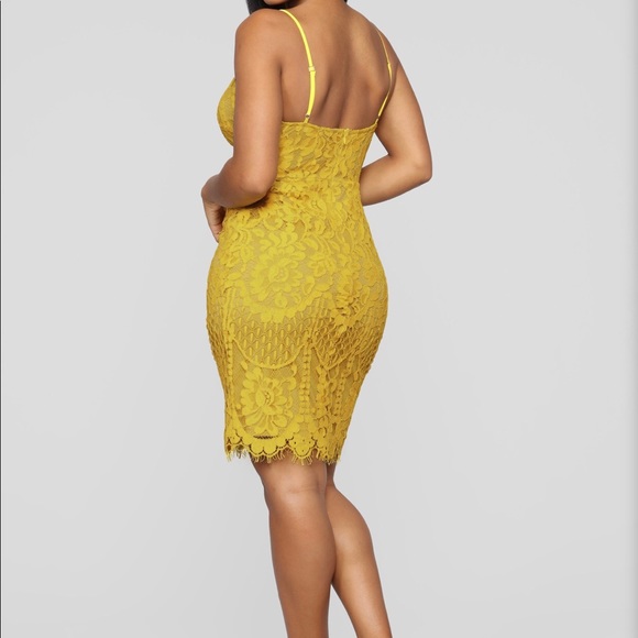 Dress - Picture 2 of 2